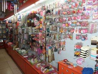 2元店的財富密碼 20年打造修記小百貨的零售啟示錄